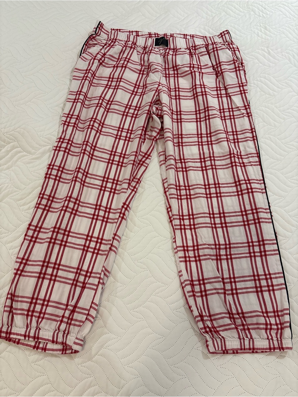Victoria's Secret Red and White Plaid Lounge Joggers - size XL